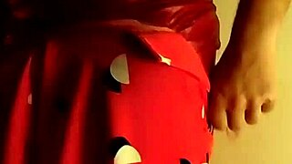 nurse lucy diamond twerks her ass in fishnets like a slut