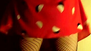 nurse lucy diamond twerks her ass in fishnets like a slut