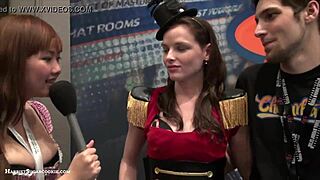 hey, fionnaandjimmy chaturbate video at ae expo with big tits teens 😊