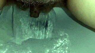 incinta flashes on toilet with bide fetish