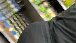 Hey, check out this big ass voyeur moment