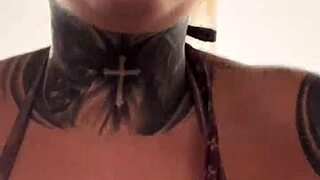 Gym Workout Gets Wild As Wet Pussy Juices Drip Down Legs!