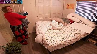 Stepmom Gets Used Before Girlfriend Arrives