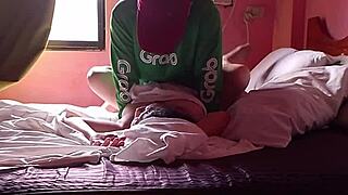 asian grab driver fucks in sogo motel