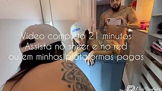 comi a rabuda da academia no closet de seu quarto antes do treino