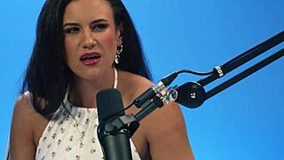 i love watching penny barber orgasm solo up close!