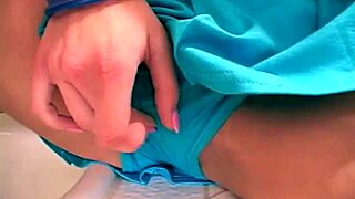 Lil Lexy fingers her pussy solo