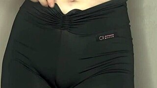 ASMR cameltoe in tight black leggings