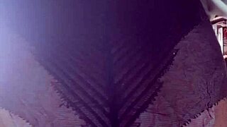 i love elza kom's nylon tights fetish in the bedroom