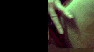 morena rabuda in lingerie