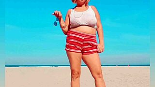 Blonde Milf's Big Pussy Lips