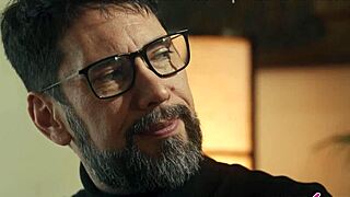 지배적인 남편이 아내 통제하며 떠나고 싶게 만들다