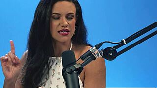 i love watching penny barber orgasm solo up close!