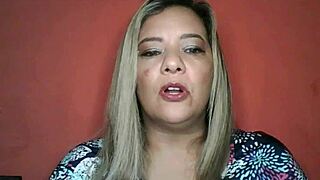 five mexican mommies are chatting, what a great group we are