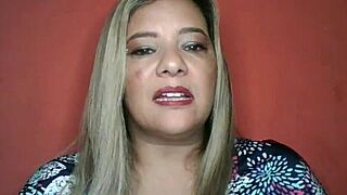 five mexican mommies are chatting, what a great group we are