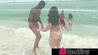 Morena Gostosa Mamou E Levou Piroca Na Beira Da Praia