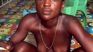 Crazy bitch twerking naked then enjoyed fucking her big dildo in both ass and pussy!