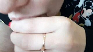 Blowjob From A Girl Miki Mouse