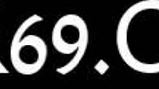 Intense sucking competition brings amorous joy
