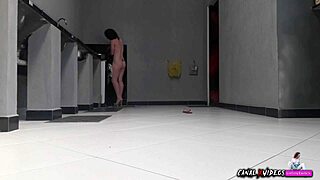 Minha Rotina Diaria Pelada Fazendo Almoço Agora To Fudida