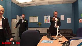 Women Gobble Cocks On Knees For Job