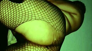 i opend my wife's greedy ass for her lover to fuck her good, she's a slutty wife