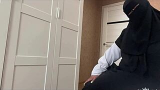 Arab Milf Jasmine Without Panties