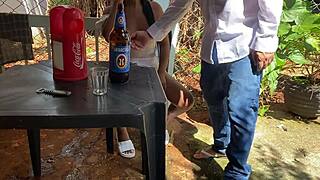 Velho De 60 Anos Safado Fode Uma Garota Num Bar