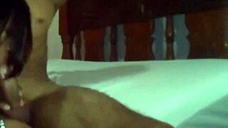 mi novia usa su gran culo para hacerme venir, gime mucho 😩