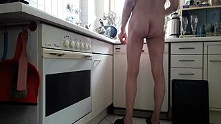 i see paul naked in the kitchen as nudist