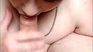 Chienne Marie serves three cocks as esclave