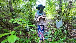 Thai Girl Fucks in Forest Before Foraging