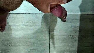 i am masturbating in a casual way at home