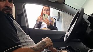 masturbacao arriscada na rua em publico para gostosa 😏