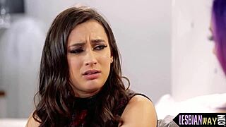 Tribbing your girlfriend outdoor?