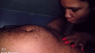 I love watching Suzy Furacão suck Leo Ogro's cock.