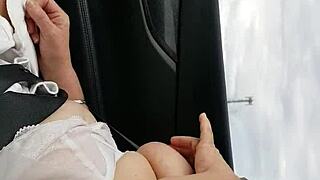 A little treat for our truckers with mature milf flashing 😘