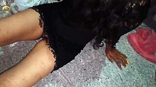 bhabhi k penty lane k badle chut mang li