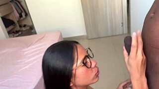 Blowjob Pov With Cute Girl With Glasses In Amateur Couple