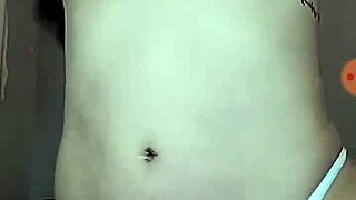 Hot Babe On Webcam Teasing Viewers