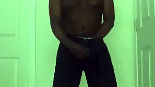 In this restricted solo session, she masturbates to an orgasmic cum ending