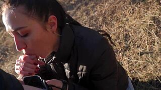 teen babe meets stranger for deepthroat blowjob 😘