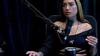 Teve Uma Experiência Ruim Com Cliente Que Chupou Sua Buceta Contou Para A Família E Sua Rotina De Gravações E O Corno - Nick Niquita Watch On Sheer Red