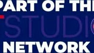 Two British Teen 18+s Go Down On Each Other