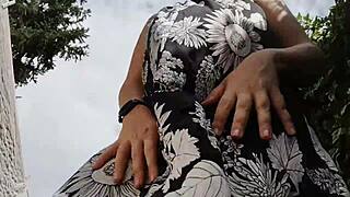 mirno popoldne z Nicoletta v sanjskem vrtu orgazmov