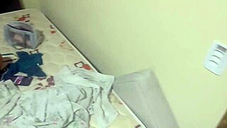 fiz resenha com amigas gostosas rolou putaria orgia