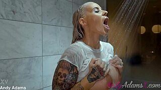 Big Tits Busty Pornstar In Wet T-Shirt Shower! Wow!