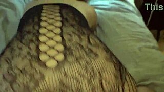 わー、日本人の熟女がセクシー下着で中出し！