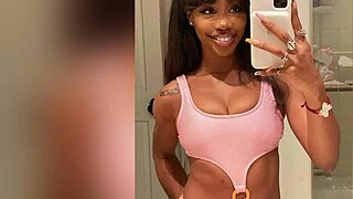 Why jerk off to SZA in sexy contest?