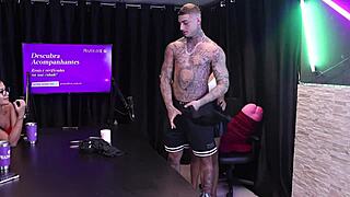 Two Morenas Strip Him